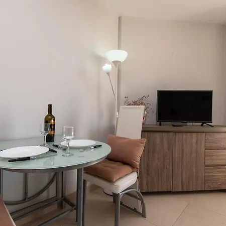 Summerland 11 - One Bed With Pool View And Wifi Internet Apartmán *