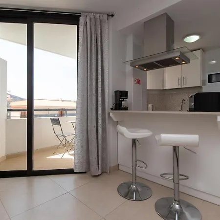 Summerland 11 - One Bed With Pool View And Wifi Internet Appartamento