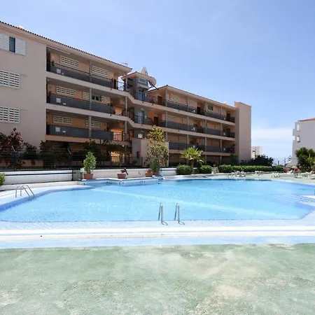 Appartamento Summerland 11 - One Bed With Pool View And Wifi Internet