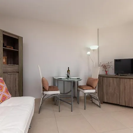 Summerland 11 - One Bed With Pool View And Wifi Internet 公寓 洛斯克里斯蒂亚诺斯