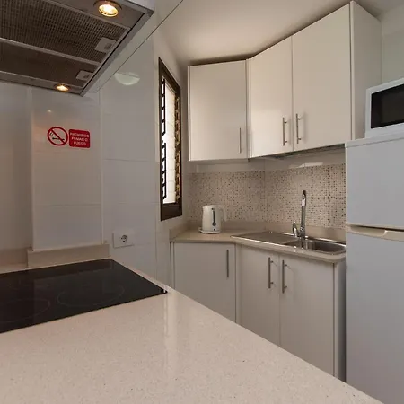 Summerland 11 - One Bed With Pool View And Wifi Internet 公寓 *